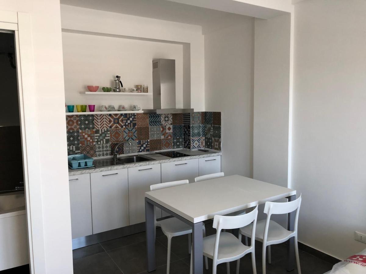 Nuovissimo Monolocale Apartment ปอร์โตเชซาเรโอ ภายนอก รูปภาพ